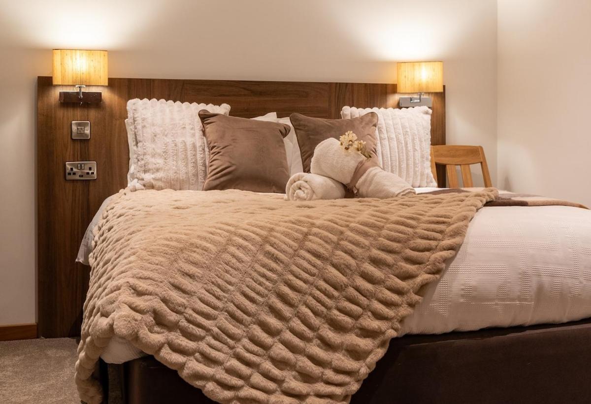 Cropton Lodge At Galtres Retreat Pickering Esterno foto